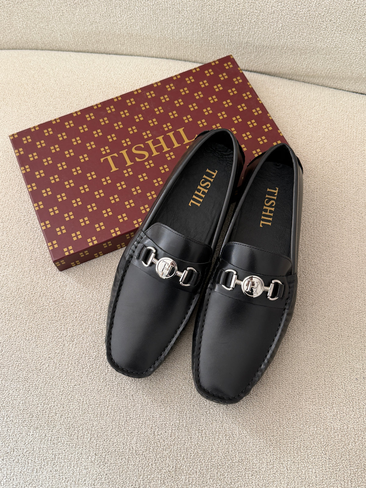 Tishil Porto black leather driving loafer for men. Tishil men's footwear product image.
