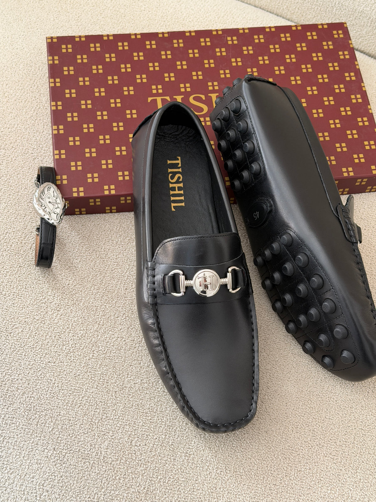 Tishil Porto black leather driving loafer for men. Tishil men's footwear product image.